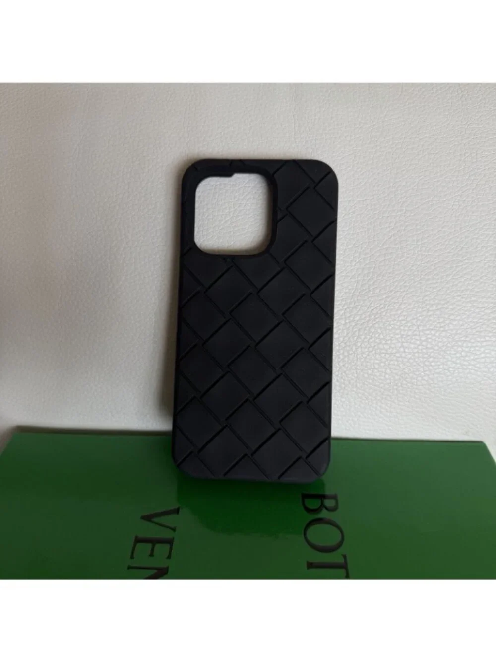 NEW BOTTEGA Veneta iPhone 16 Pro Case Black Rubber